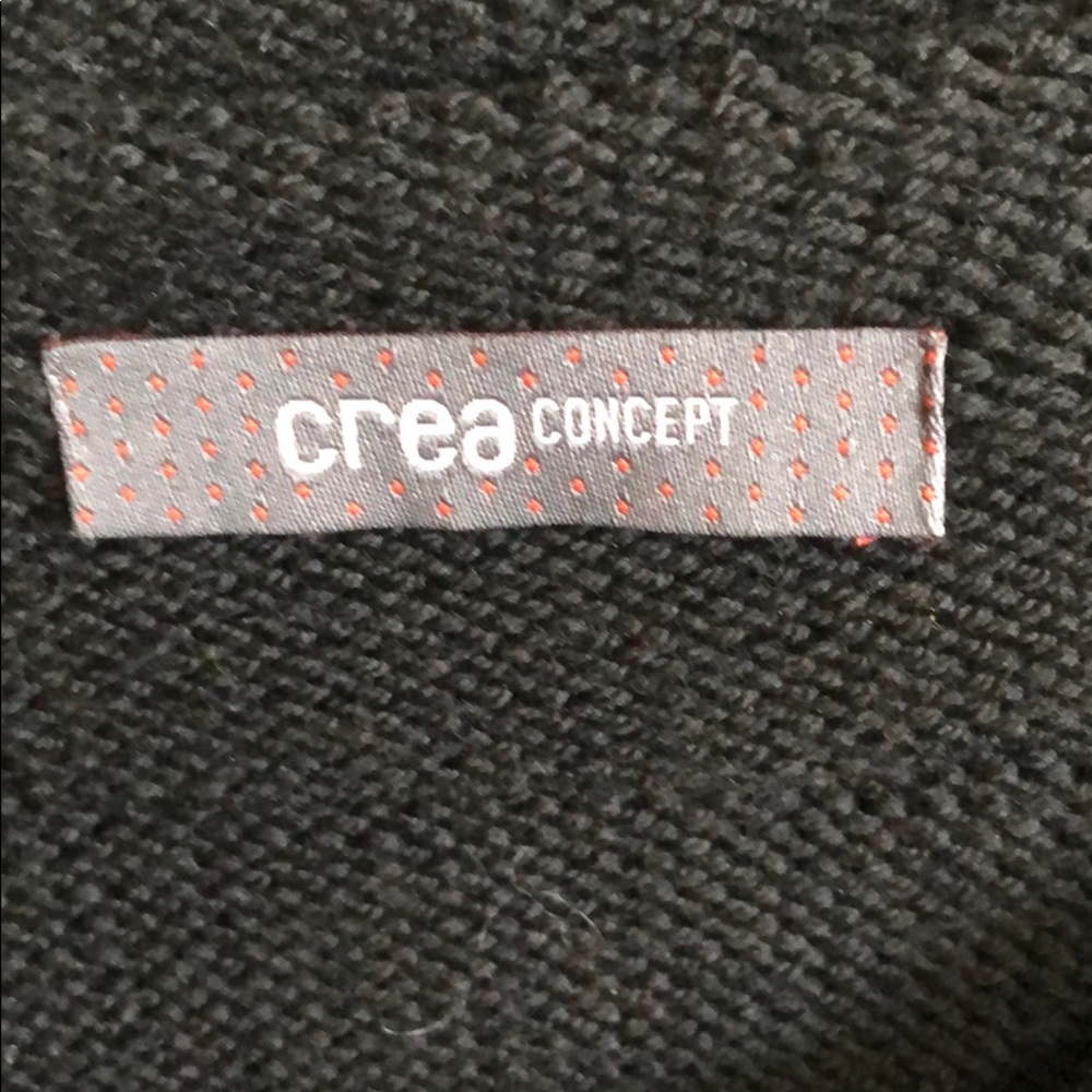 Sweater - Picture 4 of 5